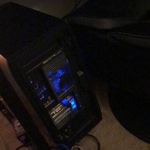 Meet your Posher, Connor